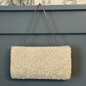 Vintage Bags‎ by Debbie Beaded Clutch Ivory Hong Kong Sand Dollar Starburst